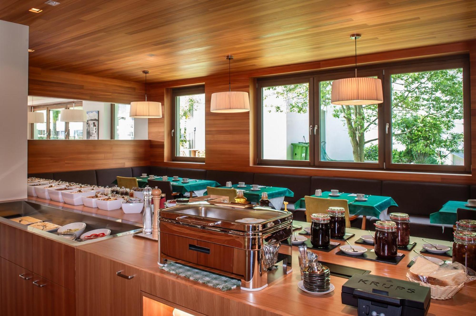Bed & Breakfast Hostel Nives 솔다 외부 사진
